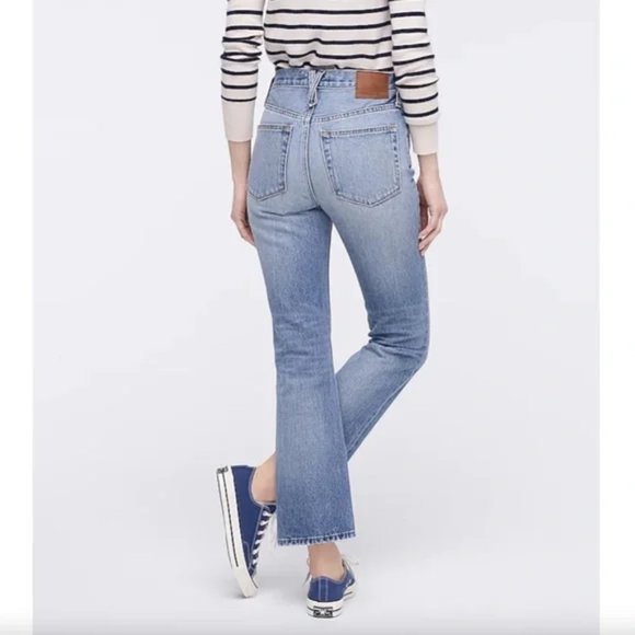 J.CREW Point Sur Rigid Kickout Crop Jean Sailor Blue Wash Size 24 100% cotton. - Picture 16 of 16